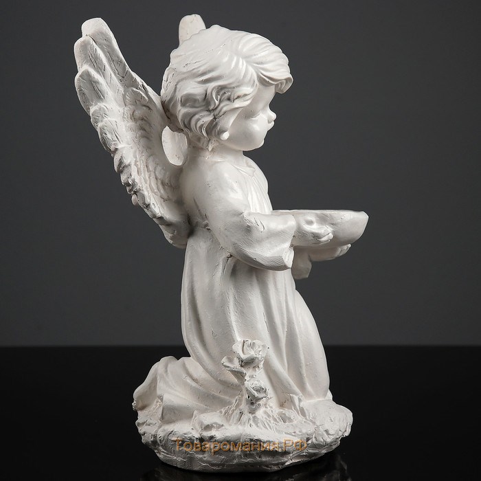 Фигура "Ангел с чашей" белый 19х19х33см