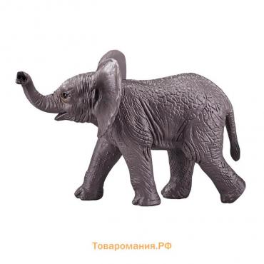 Фигурка Konik «Африканский слонёнок (малый)»